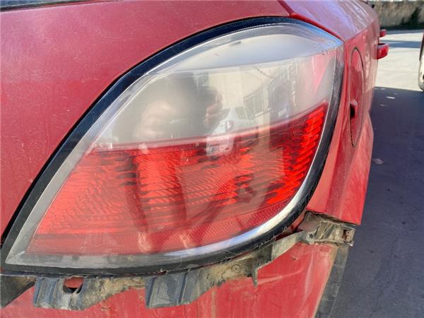 piloto trasero derecho opel astra h berlina 2