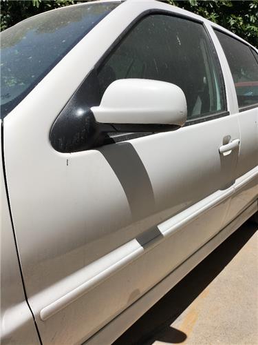 puerta delantera izquierda volkswagen polo ii