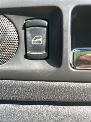 mando elevalunas trasero derecho volkswagen p