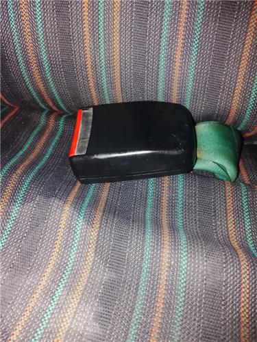 anclaje cinturon trasero izquierdo peugeot 30