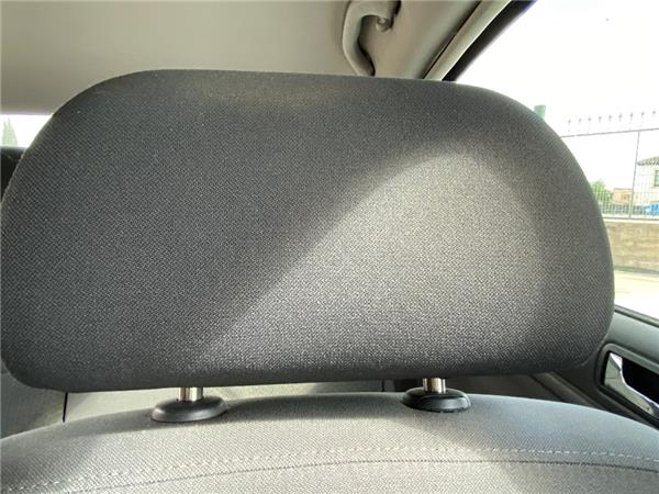 reposacabezas asiento delantero izquierdo vol