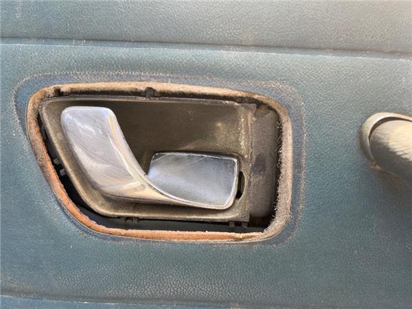 manilla interior puerta delantera derecha peu