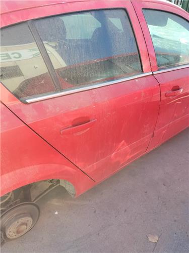 puerta trasera derecha opel astra h berlina 2