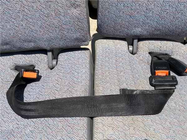 cinturon seguridad trasero central nissan ser