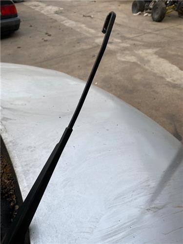 brazo limpiaparabrisas delantero derecho opel