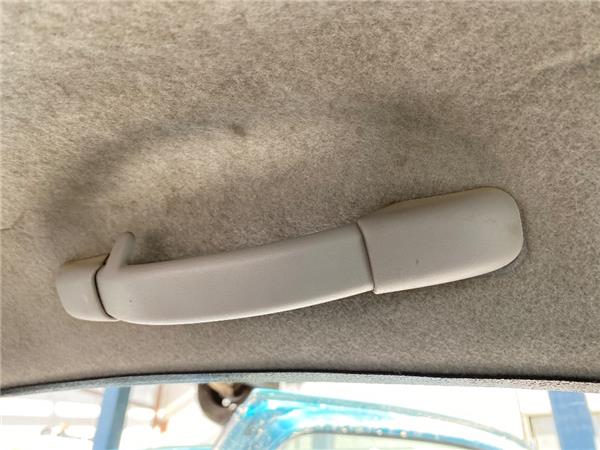 asidero superior trasero derecho peugeot 206