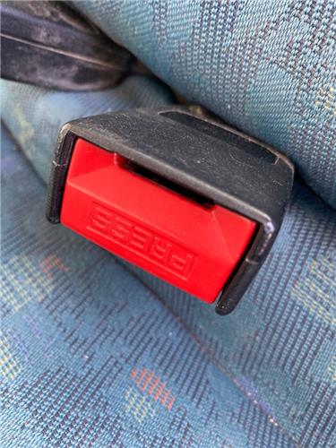 anclaje cinturon trasero izquierdo peugeot 20