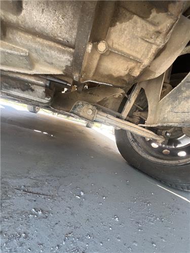 brazo inferior delantero izquierdo peugeot 30