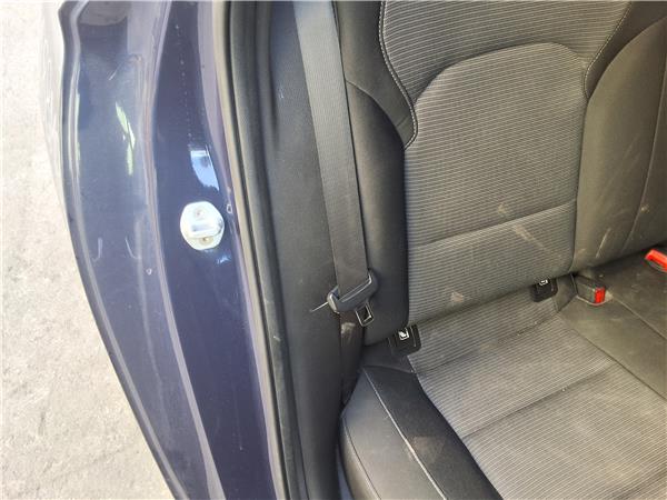 cinturon seguridad trasero derecho hyundai i3