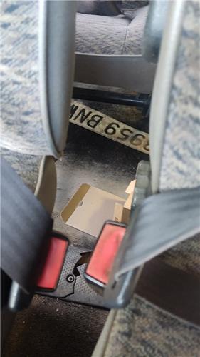 anclaje cinturon delantero izquierdo citroen