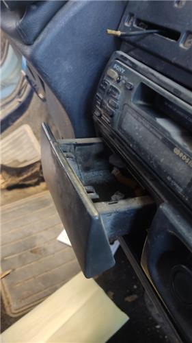 Cenicero Citroen Jumper Combi 2.8 27