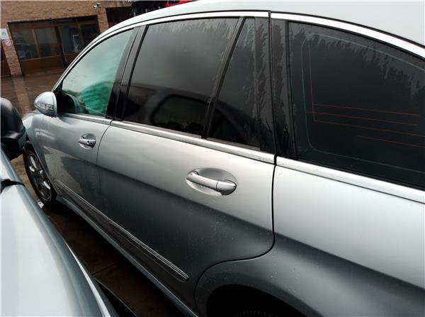 puerta delantera izquierda mercedes benz clas