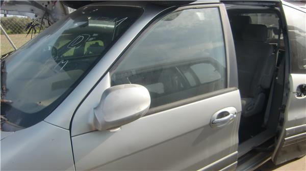 puerta delantera izquierda kia carnival 1999 