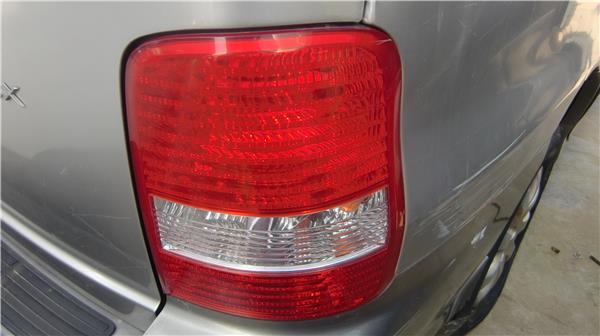 piloto trasero derecho kia carnival 1999  29