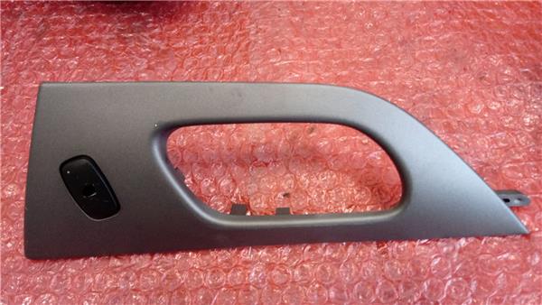 mando elevalunas trasero derecho peugeot 407