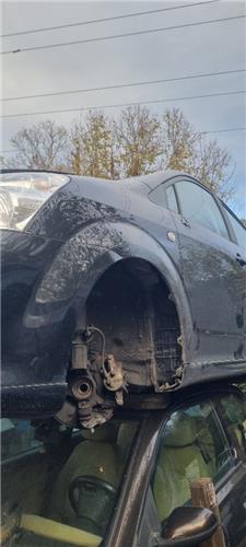 aleta delantera izquierda toyota corolla verso (r1)(2004 >) 2.2 d 4d