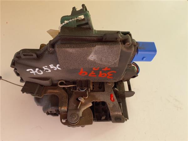 cerradura puerta trasera derecha seat