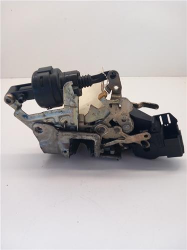 cerradura puerta delantera derecha mercedes b