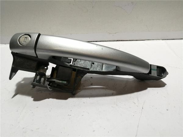 maneta exterior delantera izquierda peugeot 2