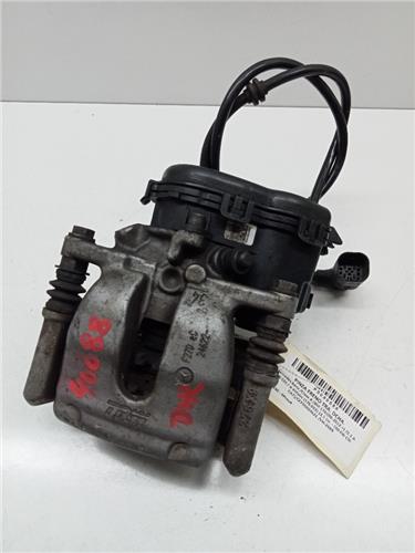 pinza freno trasero derecha mercedes benz cla