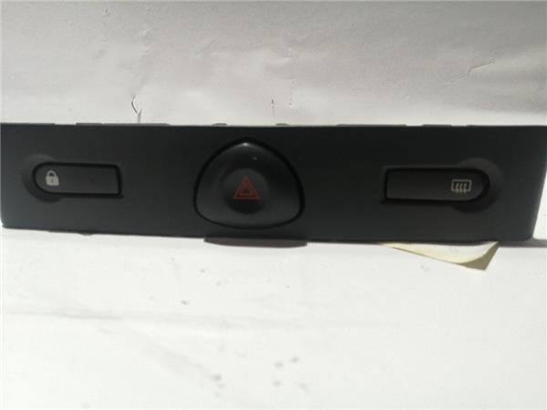 interruptor luces emergencia renault clio ii
