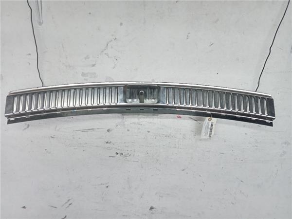 guarnecido porton trasero volkswagen touareg