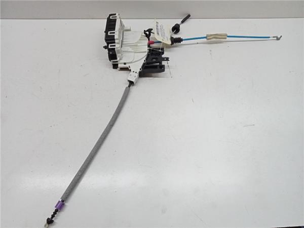 cerradura puerta trasera derecha mercedes ben