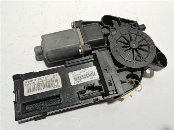 motor elevalunas delantero izquierdo renault