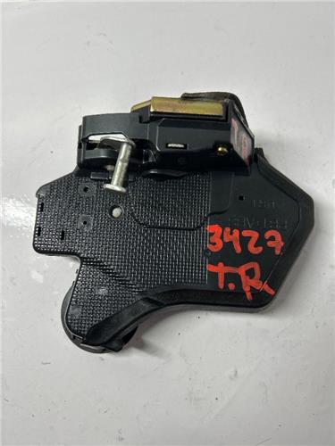 cerradura puerta trasera derecha toyota avens