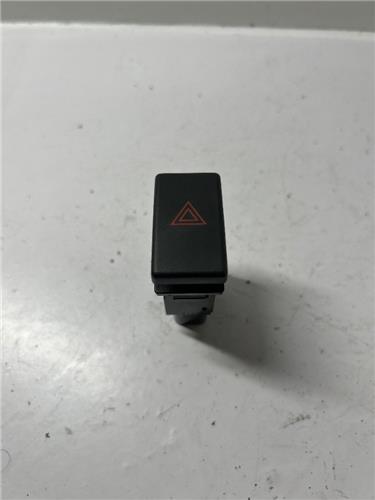 interruptor luces emergencia toyota avensis b