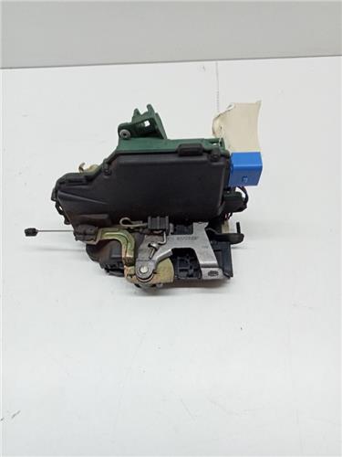 cerradura puerta delantera derecha volkswagen polo iv (9n1)(11.2001 >) 1.2 12v