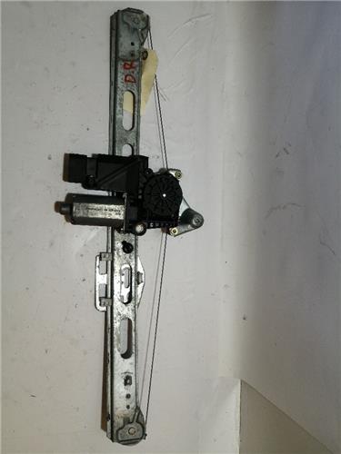 elevalunas electrico delantero derecho merced