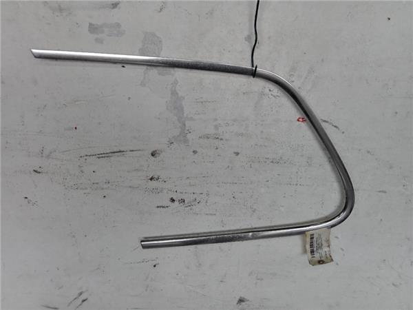 moldura lateral izquierda volkswagen touareg