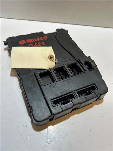 caja fusiblesrele renault megane ii berlina 3