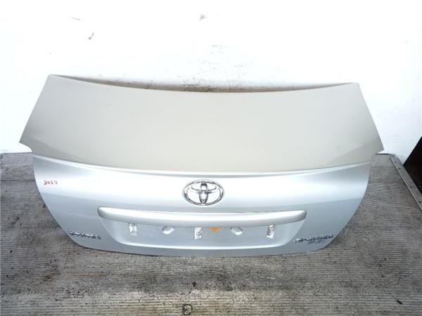 tapa maletero toyota avensis berlina t25 2003