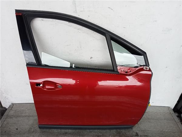 puerta delantera derecha peugeot 2008 012013