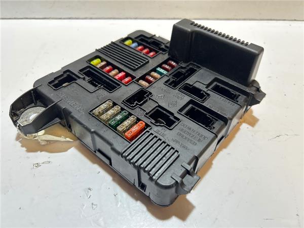 bsi boite renault megane ii berlina 3p 102002