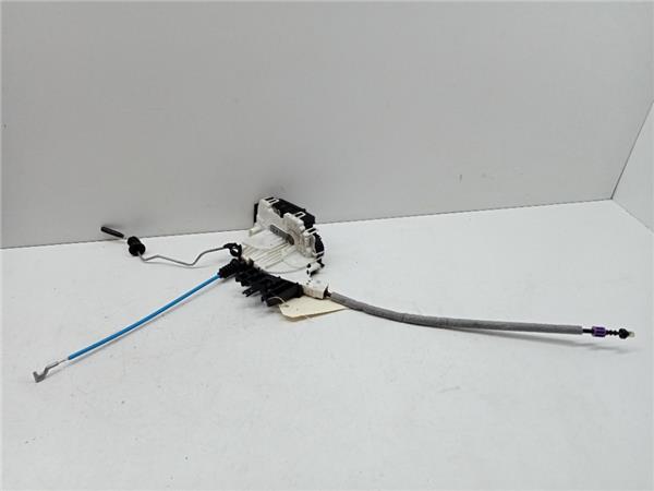cerradura puerta delantera izquierda mercedes