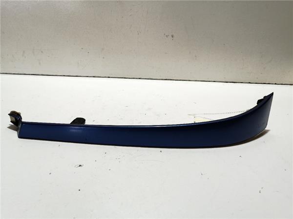 moldura faro izquierdo citroen saxo 1999 15