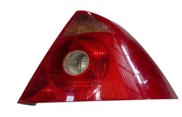 piloto trasero derecho ford mondeo iii sedan