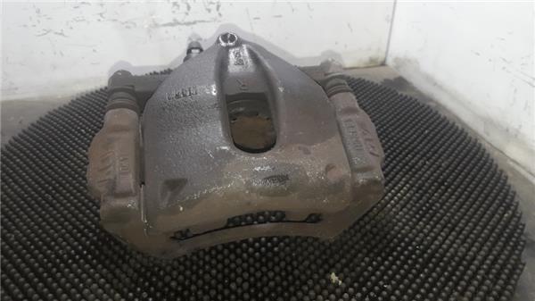 pinza freno delantero derecha toyota auris e1