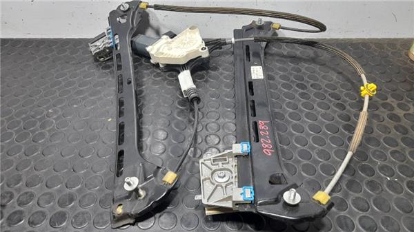 elevalunas electrico delantero derecho merced