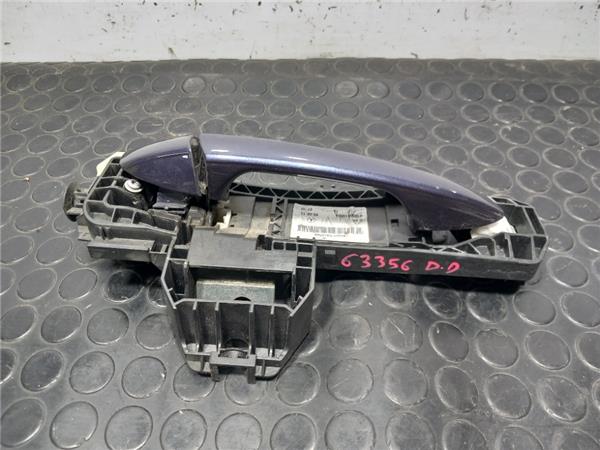 maneta exterior delantera derecha mercedes be