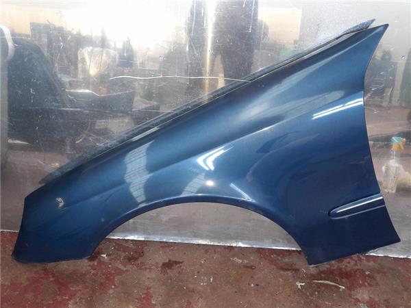 aleta delantera izquierda mercedes benz clase