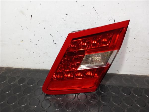 piloto porton trasero derecho mercedes benz c