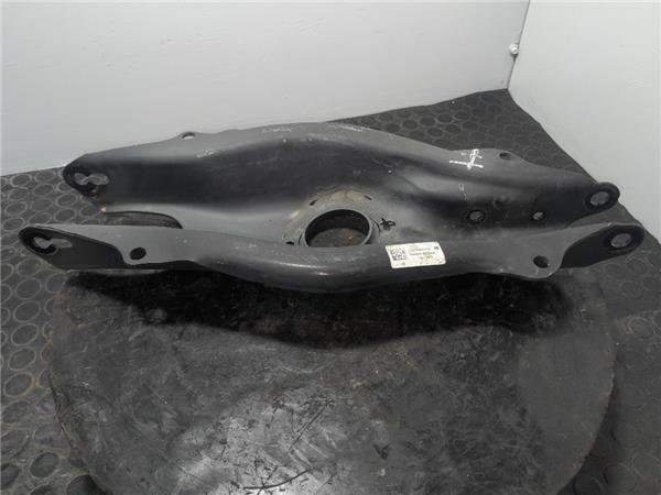 brazo inferior trasero izquierdo mercedes ben