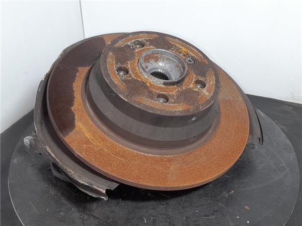 mangueta trasera izquierda mercedes benz clas