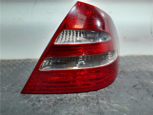 piloto trasero derecho mercedes benz clase e