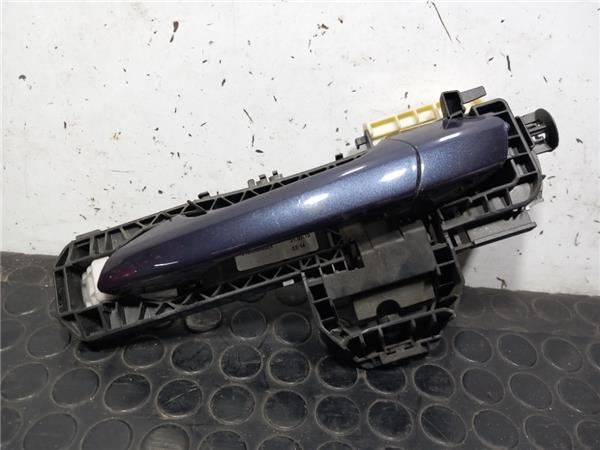 maneta exterior trasera izquierda mercedes be