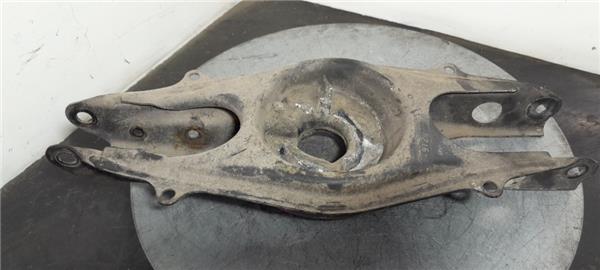 brazo inferior trasero izquierdo mercedes ben